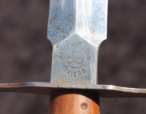 French Model 1916 Fighting Knife