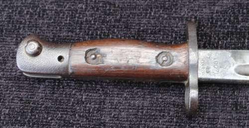 Regimentally Marked 1907 Bayonet, 1914 Patter Frog And Helve Carrier