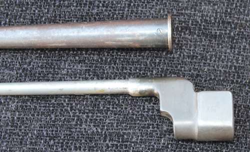 Early Singer Made No4 MKII Spike Bayonet