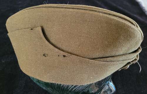 Middlesex Regiment Officers Beret And Forage Cap