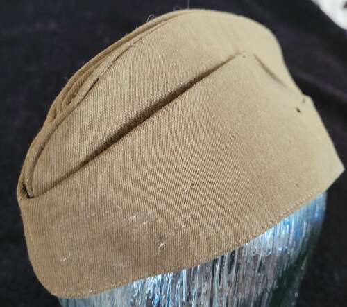 Middlesex Regiment Officers Beret And Forage Cap