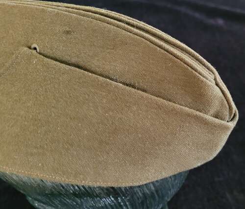 Middlesex Regiment Officers Beret And Forage Cap
