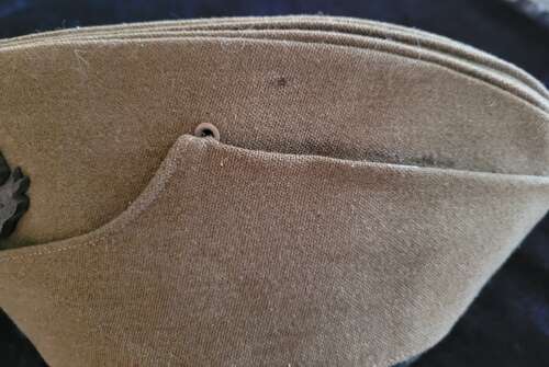 Middlesex Regiment Officers Beret And Forage Cap