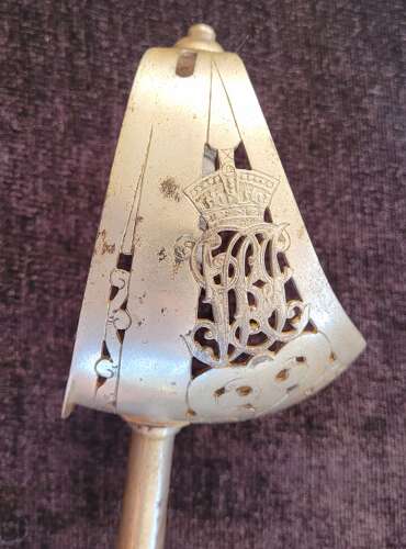 Scarce 1897 Pattern VRI Infantry Officers Sword By Mole