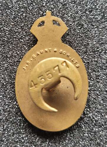 WW1 On War Service 1915 Munition Workers Enamel Badge